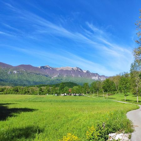 Velebit Lodge Lovinac  Екстер'єр фото