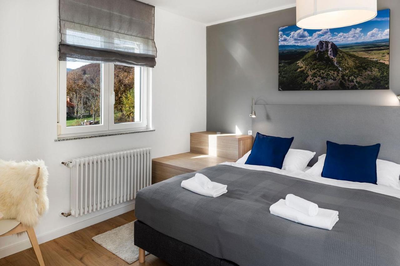 Velebit Lodge Lovinac  Екстер'єр фото