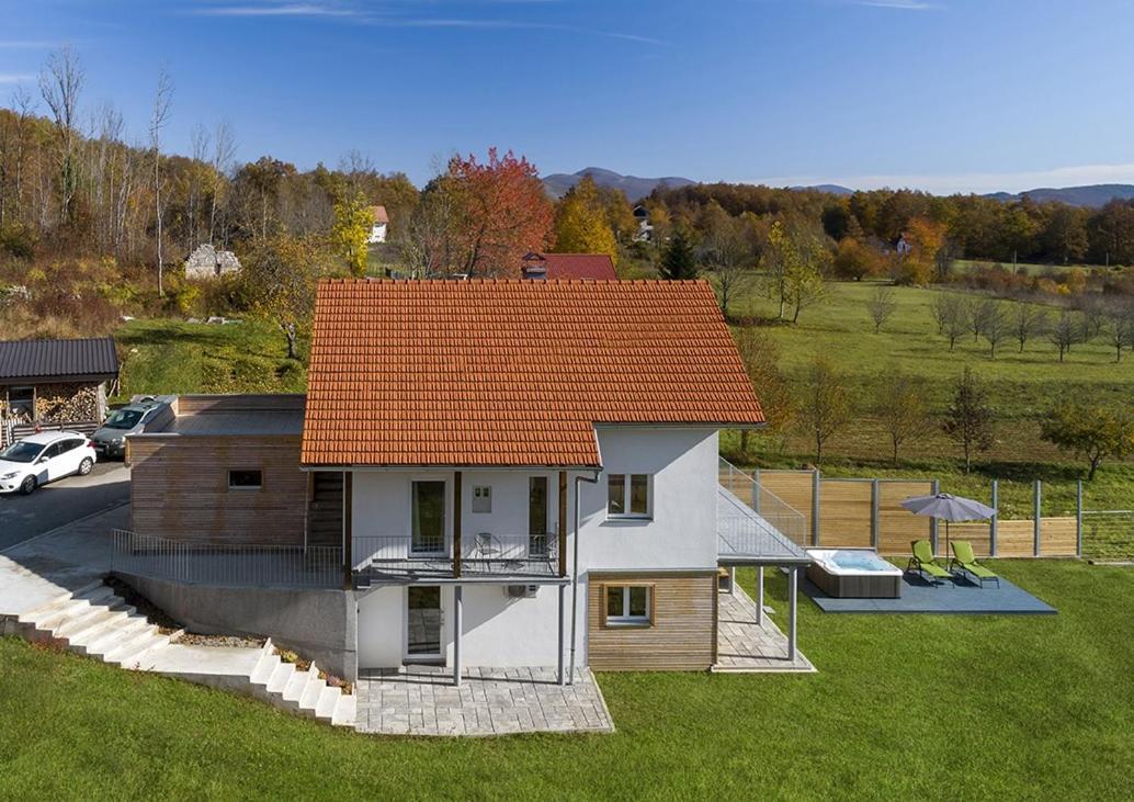 Velebit Lodge Lovinac  Екстер'єр фото