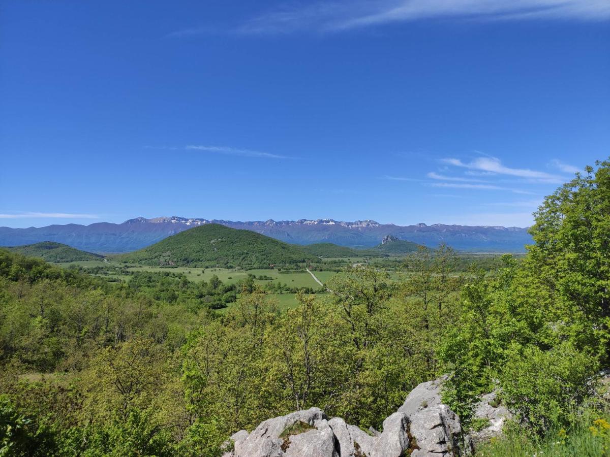 Velebit Lodge Lovinac  Екстер'єр фото